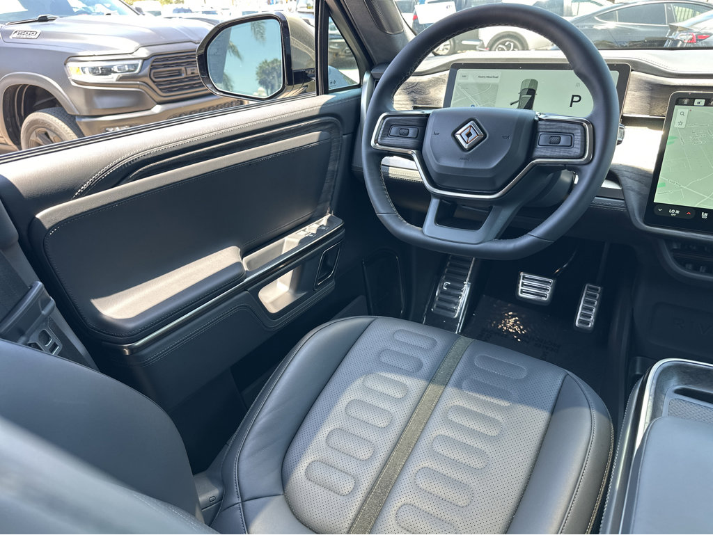 2022 Rivian R1S Launch Edition photo 18