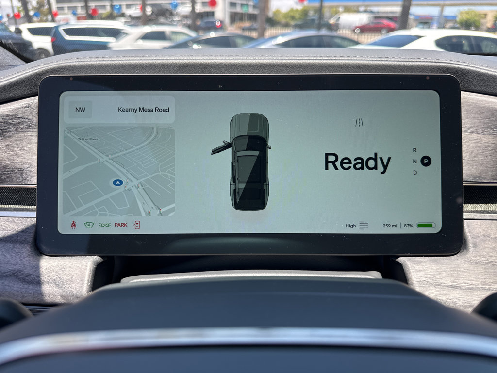 2022 Rivian R1S Launch Edition photo 20