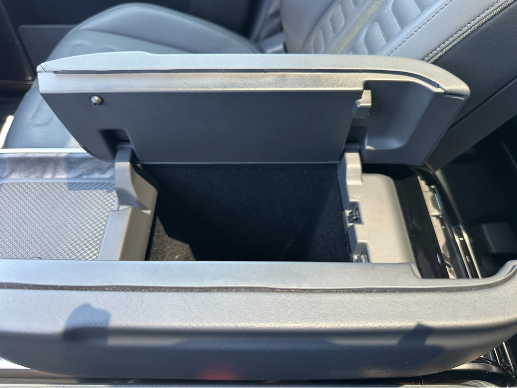 2022 Rivian R1S Launch Edition photo 24