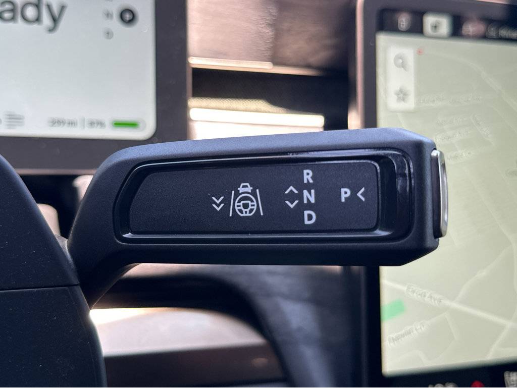 2022 Rivian R1S Launch Edition photo 25