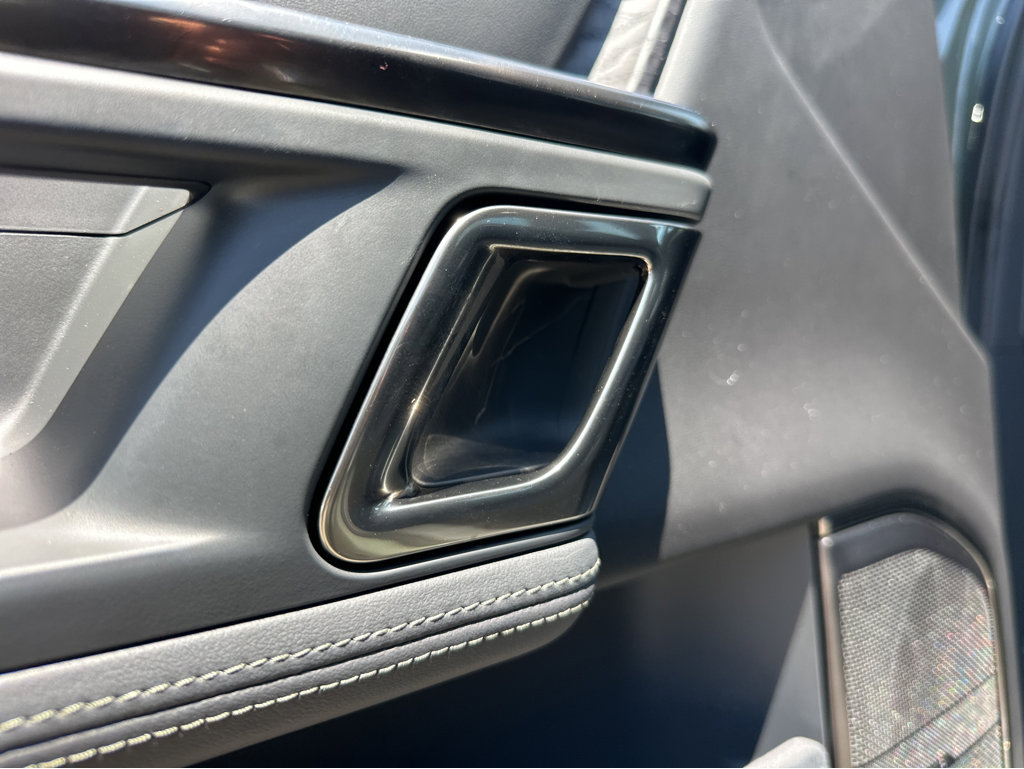 2022 Rivian R1S Launch Edition photo 28