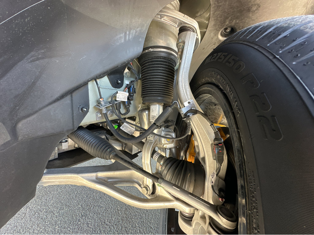 2022 Rivian R1S Launch Edition photo 37