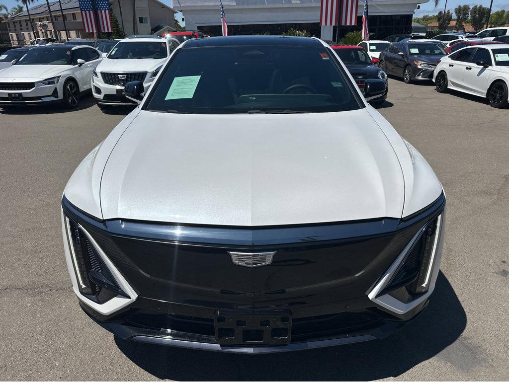 2024 Cadillac Lyriq Sport photo 2