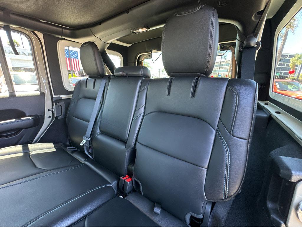 2022 Jeep Wrangler Unlimited Rubicon 4XE - Photo 9