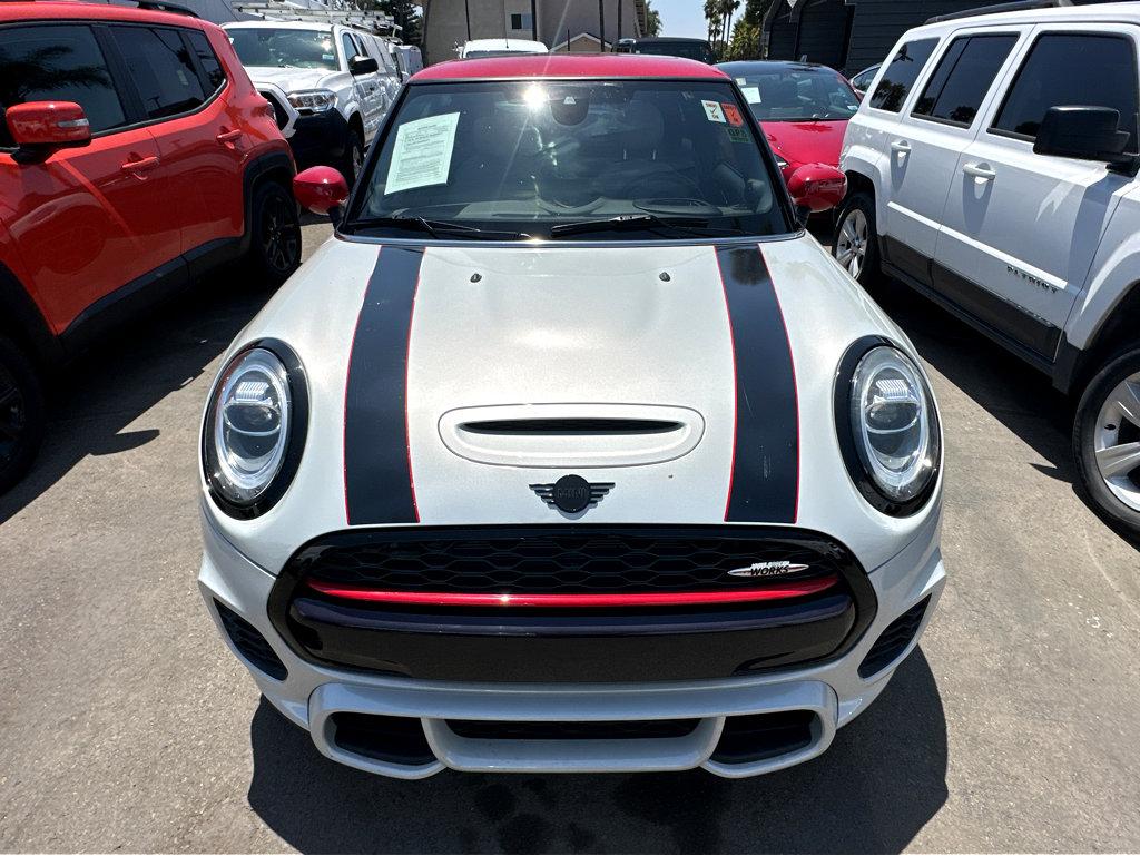2020 Mini Cooper 2 Door Hardtop Iconic photo 2