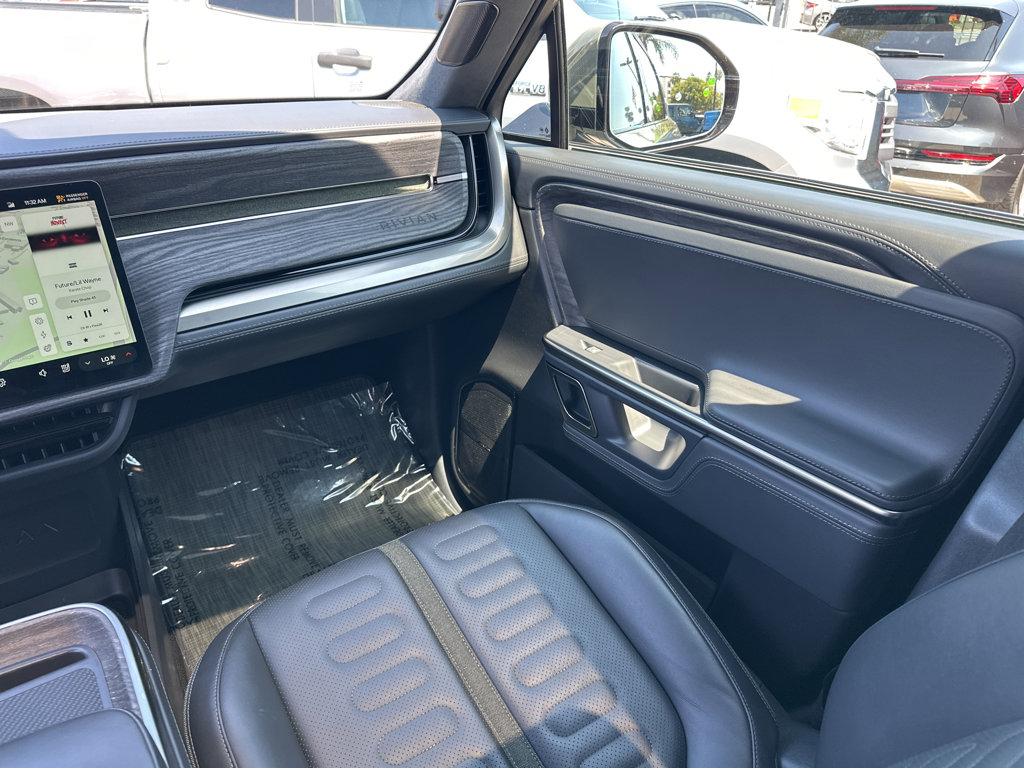 2022 Rivian R1S Launch Edition photo 11