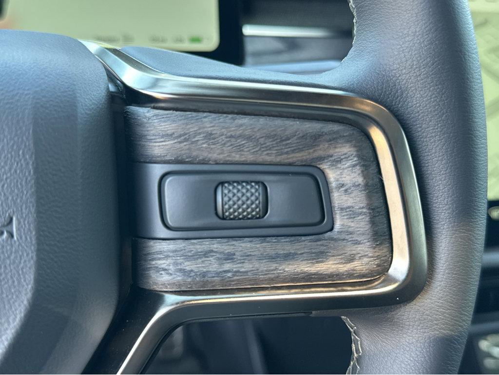 2022 Rivian R1S Launch Edition photo 15