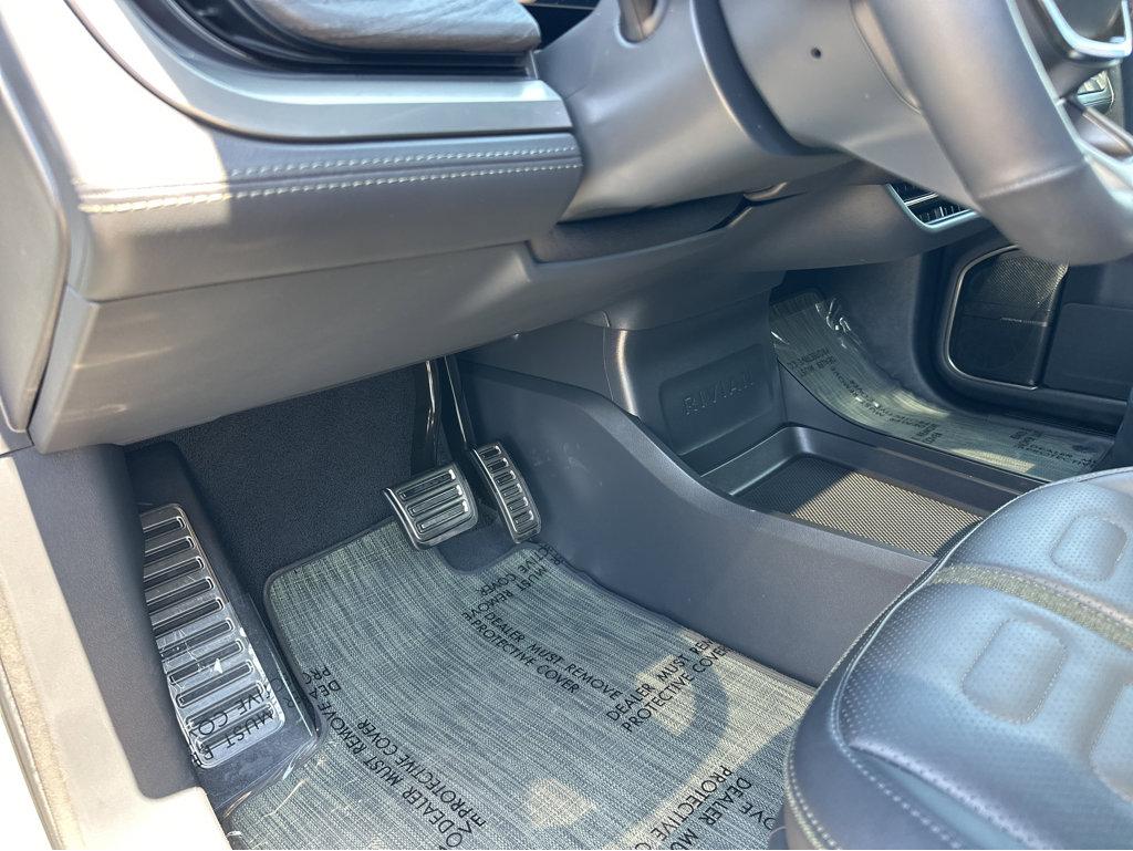 2022 Rivian R1S Launch Edition photo 20