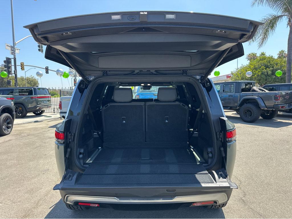 2022 Rivian R1S Launch Edition photo 25