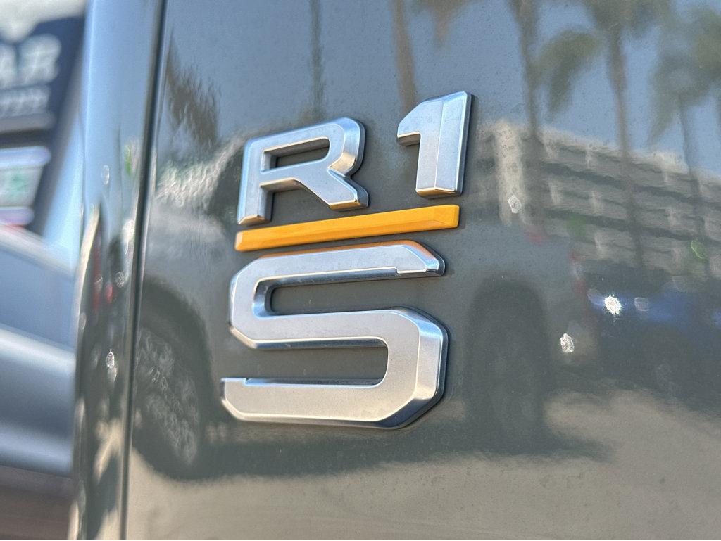 2022 Rivian R1S Launch Edition photo 28