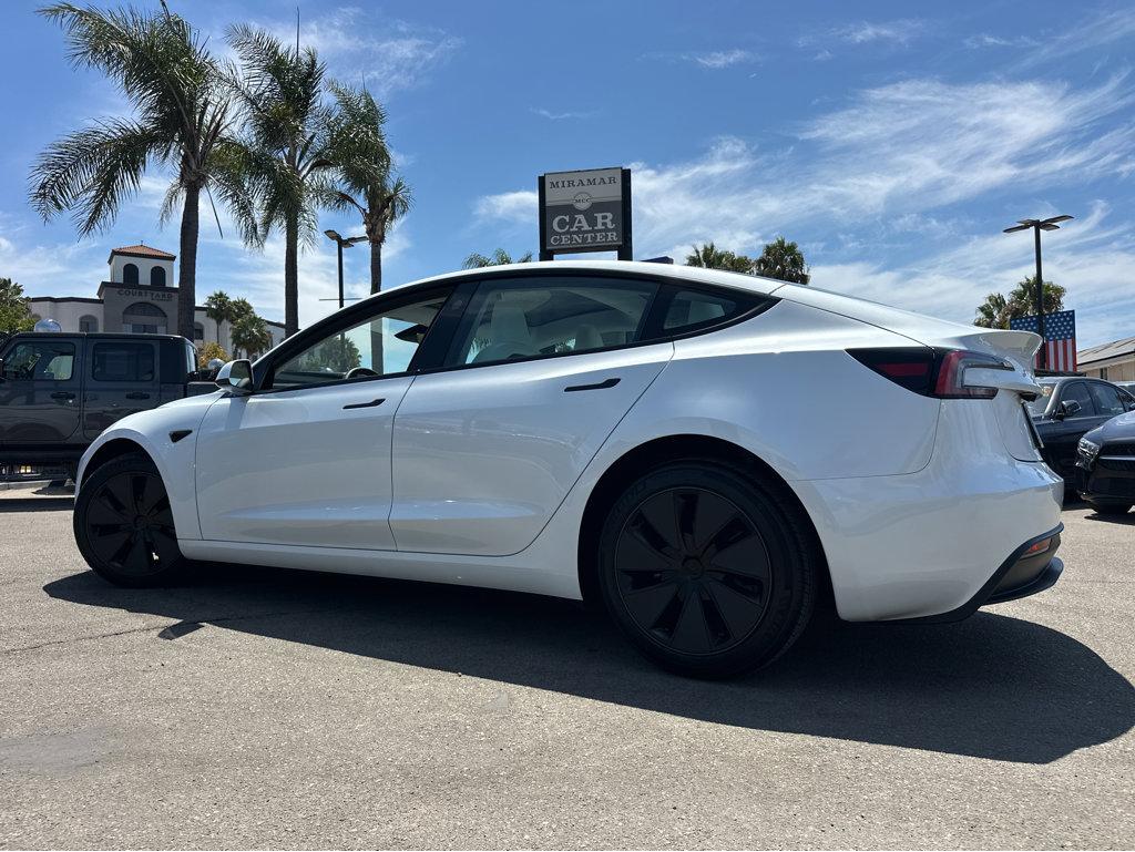 2025 Tesla Model 3 Long Range photo 3