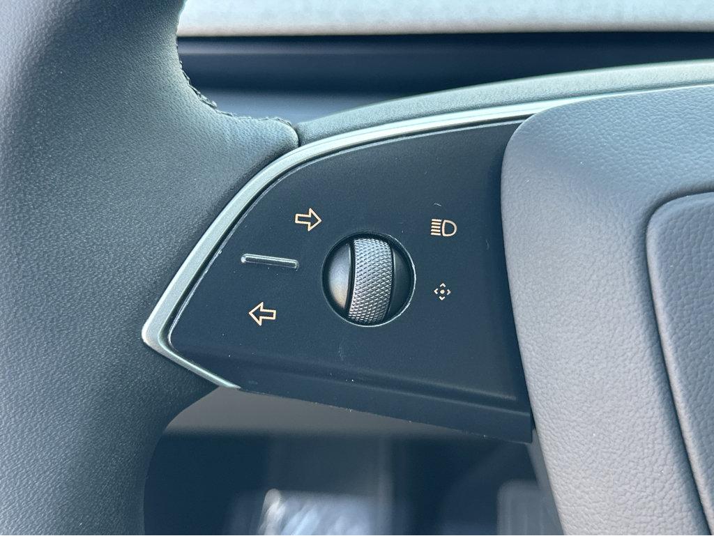 2025 Tesla Model 3 Long Range photo 18