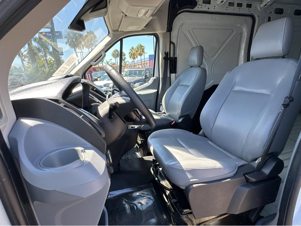 2019 Ford Transit Van photo 2