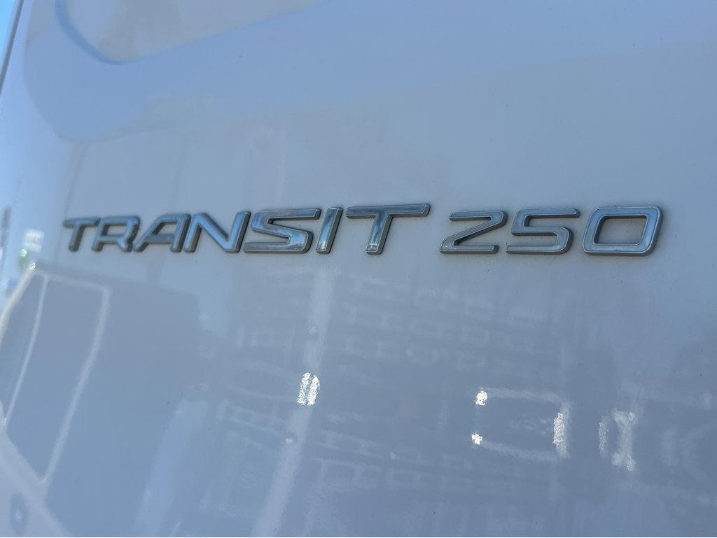 2019 Ford Transit Van photo 31