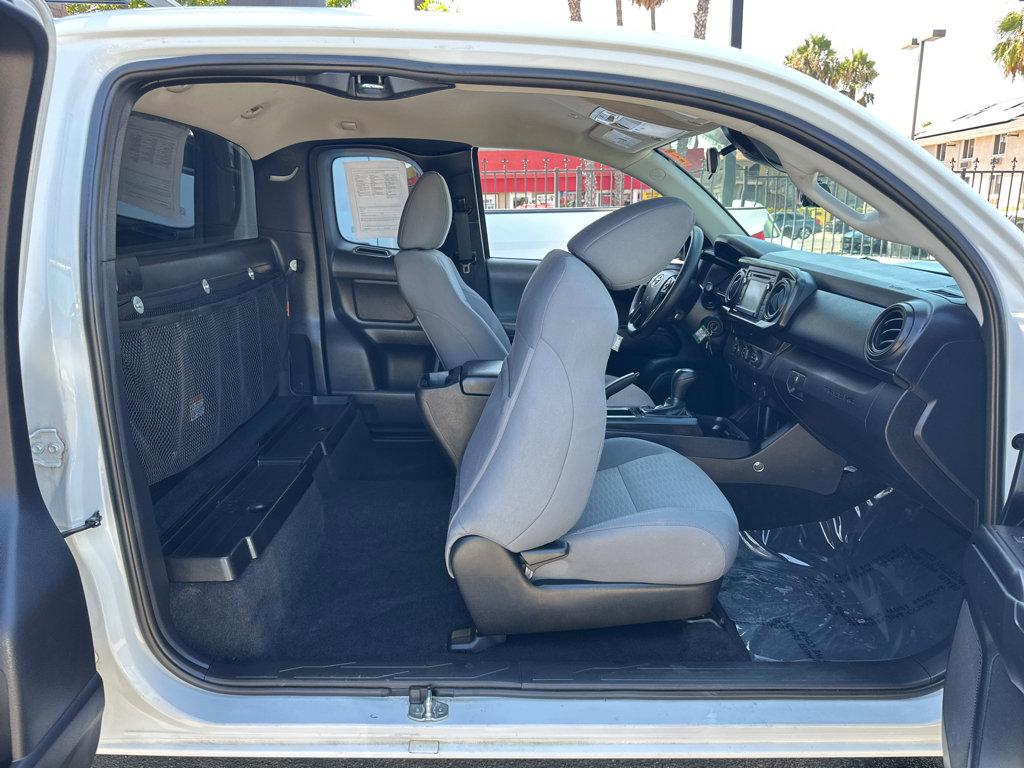 2019 Toyota Tacoma SR photo 17