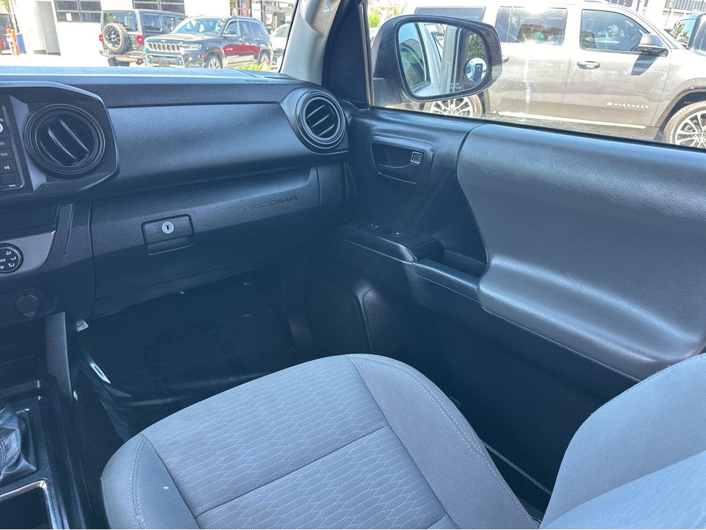 2019 Toyota Tacoma SR photo 18