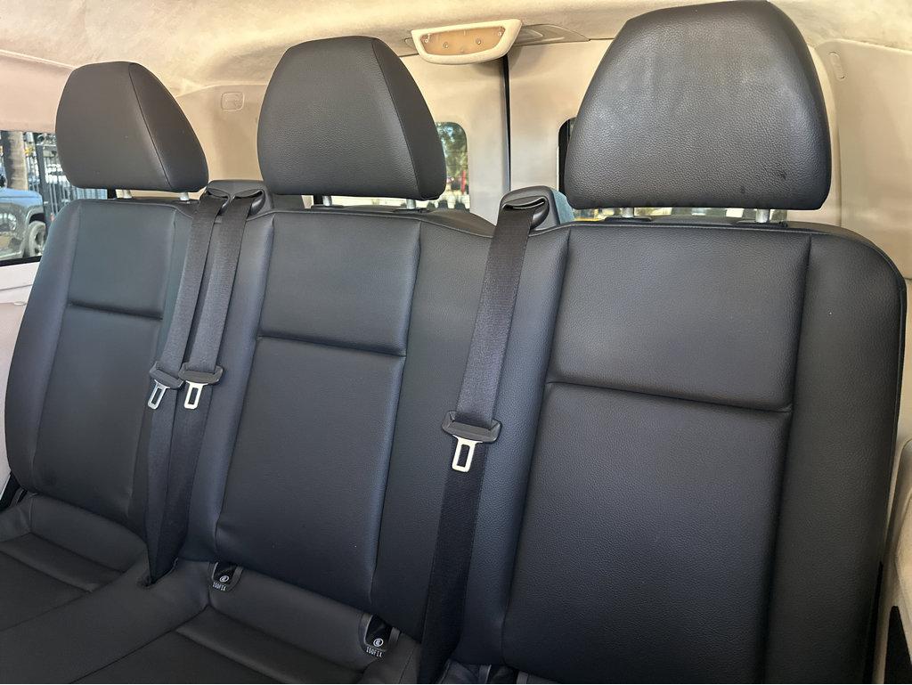 2016 Mercedes Benz Metris Passenger Van photo 16