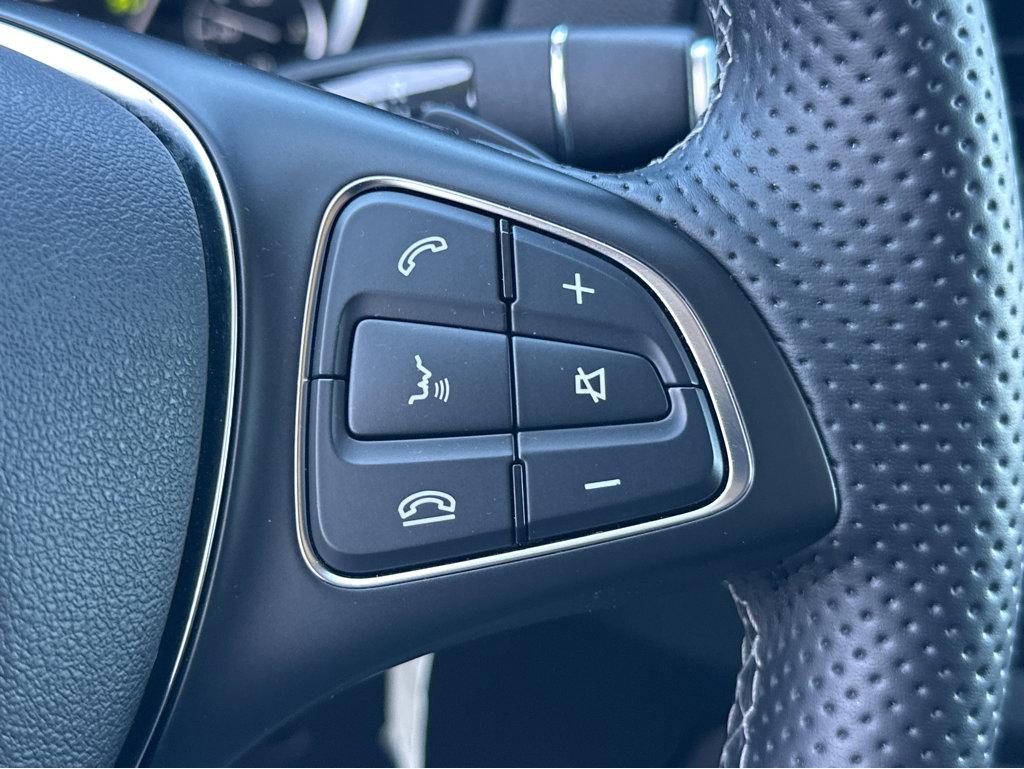 2016 Mercedes Benz Metris Passenger Van photo 22