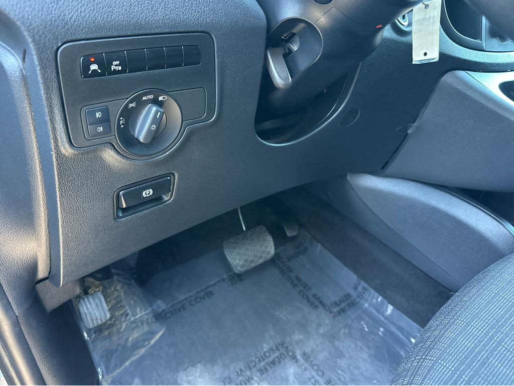 2016 Mercedes Benz Metris Passenger Van photo 26