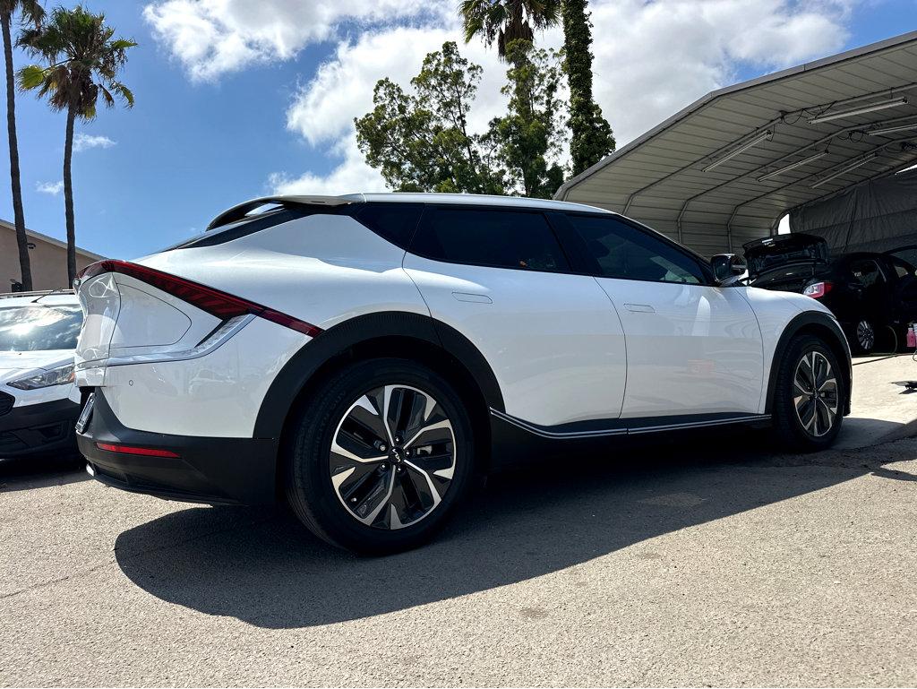 2023 Kia EV6 Light photo 6