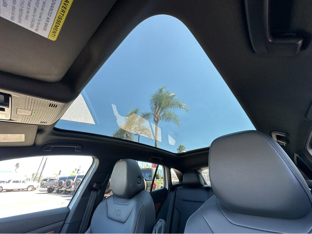 2021 Volkswagen ID.4 Pro S photo 6