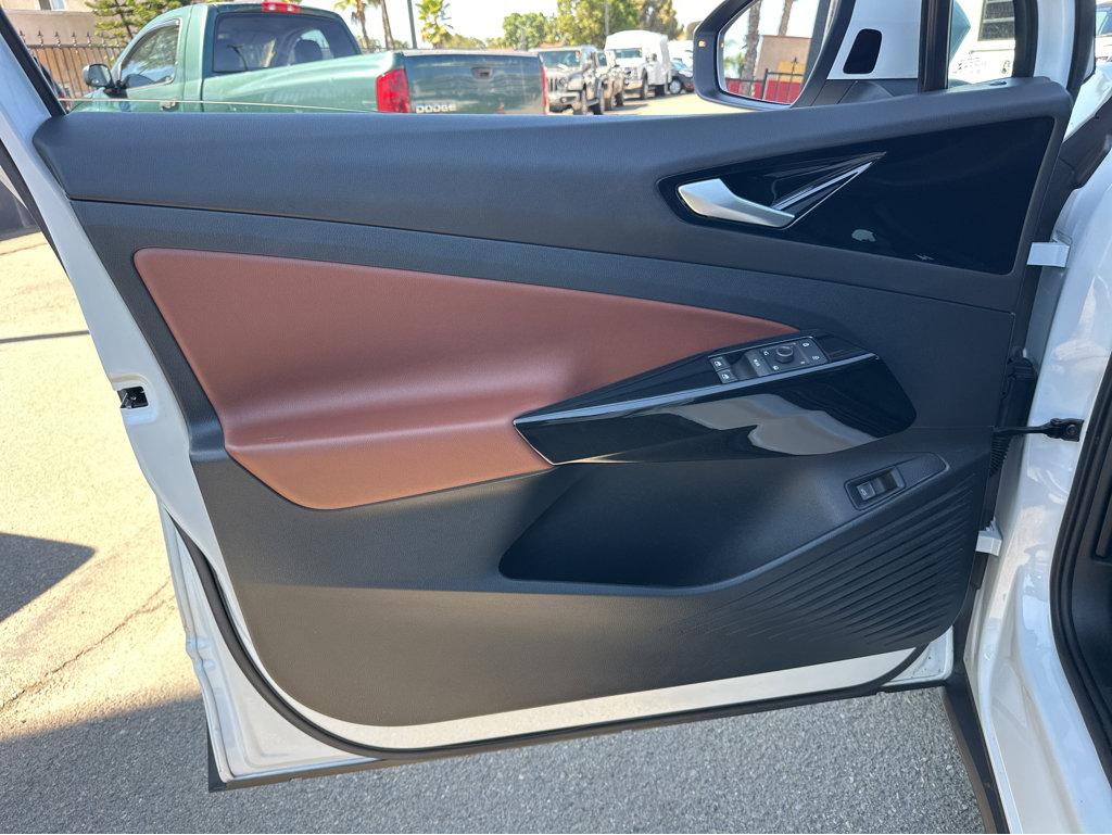 2021 Volkswagen ID.4 Pro S photo 14