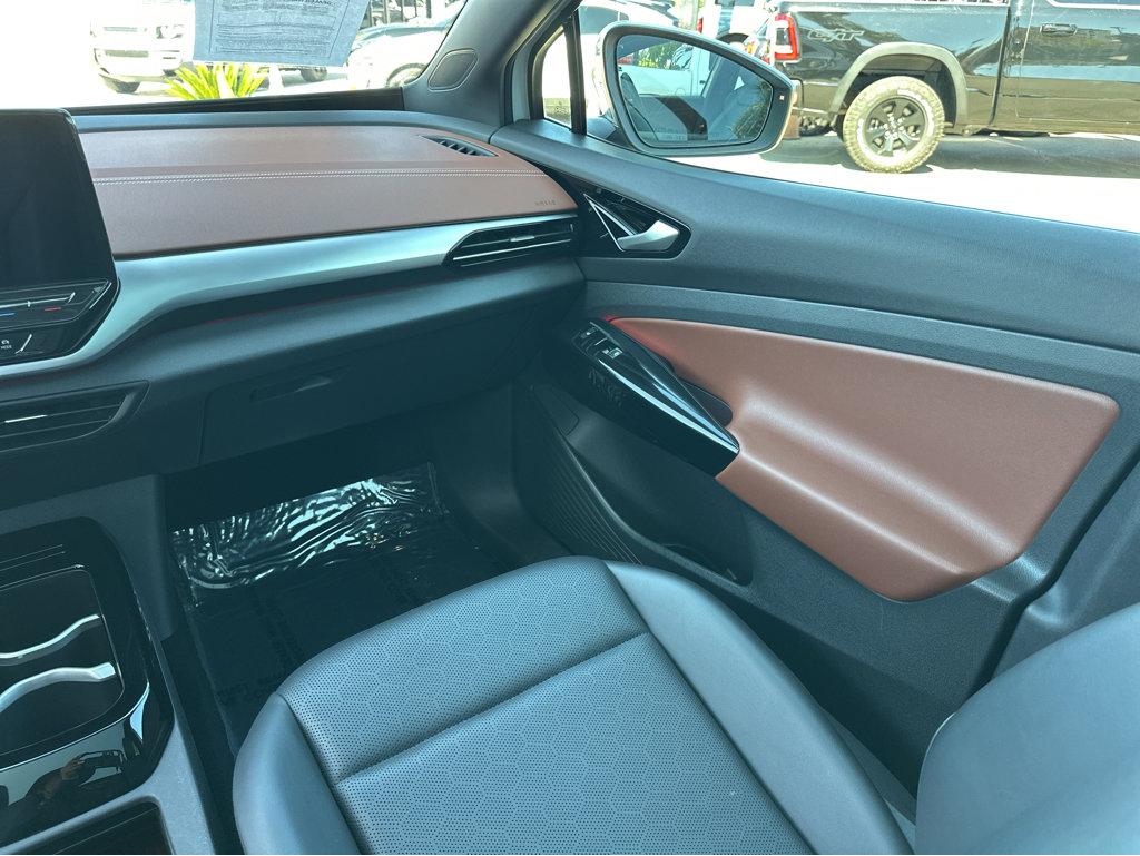 2021 Volkswagen ID.4 Pro S photo 17