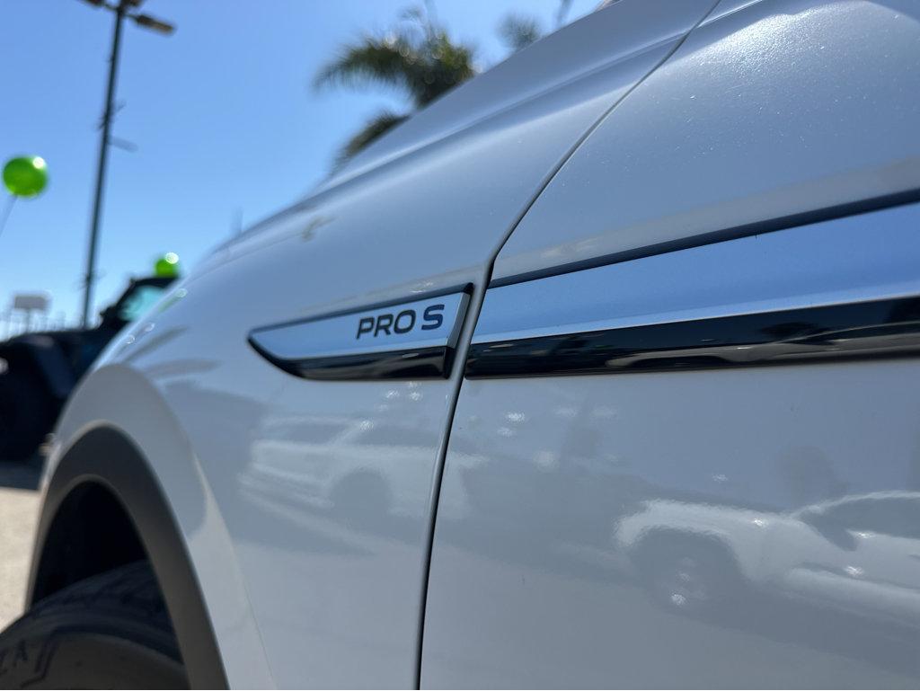 2021 Volkswagen ID.4 Pro S photo 35