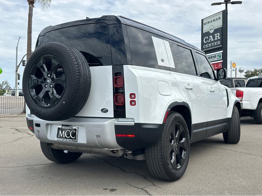 2023 Land Rover Defender S photo 8