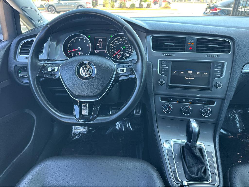 2017 Volkswagen Golf Alltrack SEL photo 19