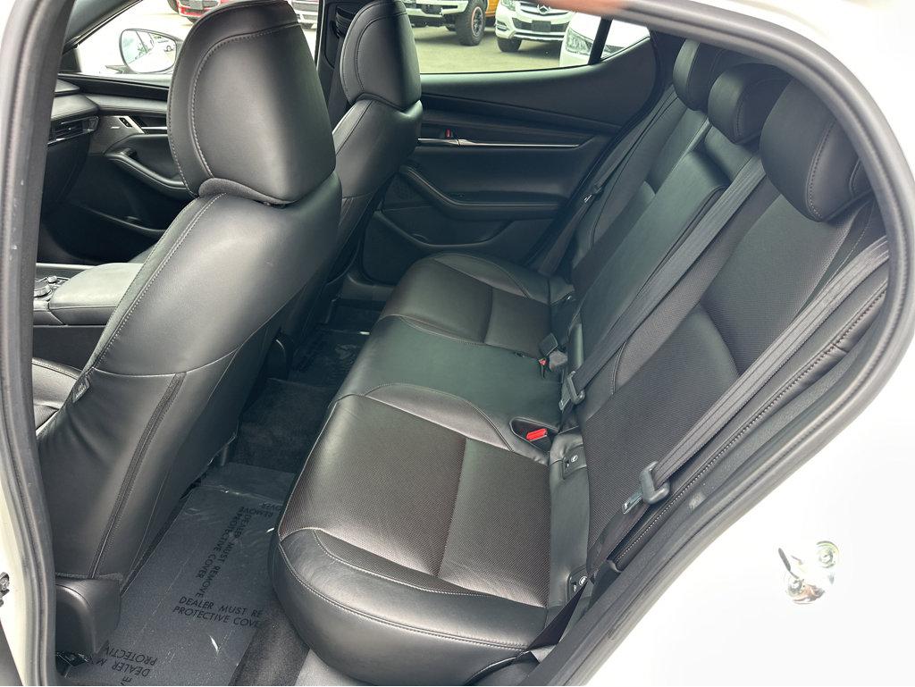 2019 Mazda Mazda3 Hatchback Premium photo 9