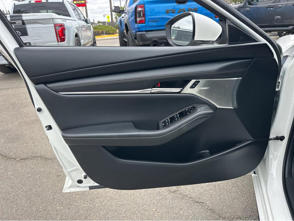 2019 Mazda Mazda3 Hatchback Premium photo 14