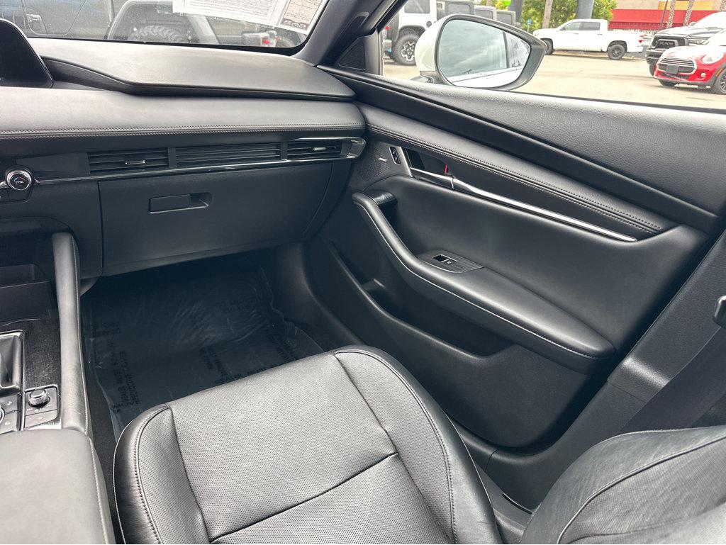 2019 Mazda Mazda3 Hatchback Premium photo 16