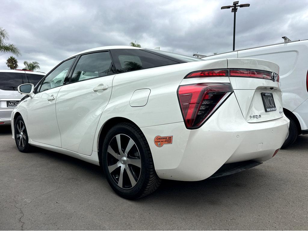 2019 Toyota Mirai photo 3