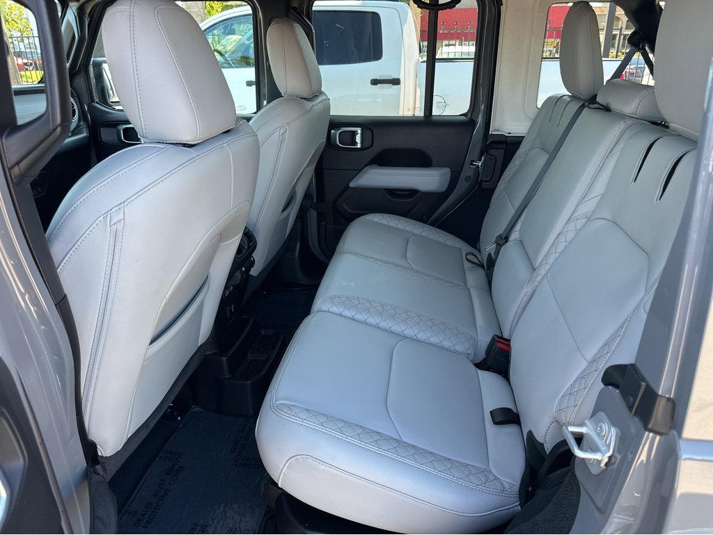 2022 Jeep Wrangler 4xe Unlimited Sahara High Altitude photo 8