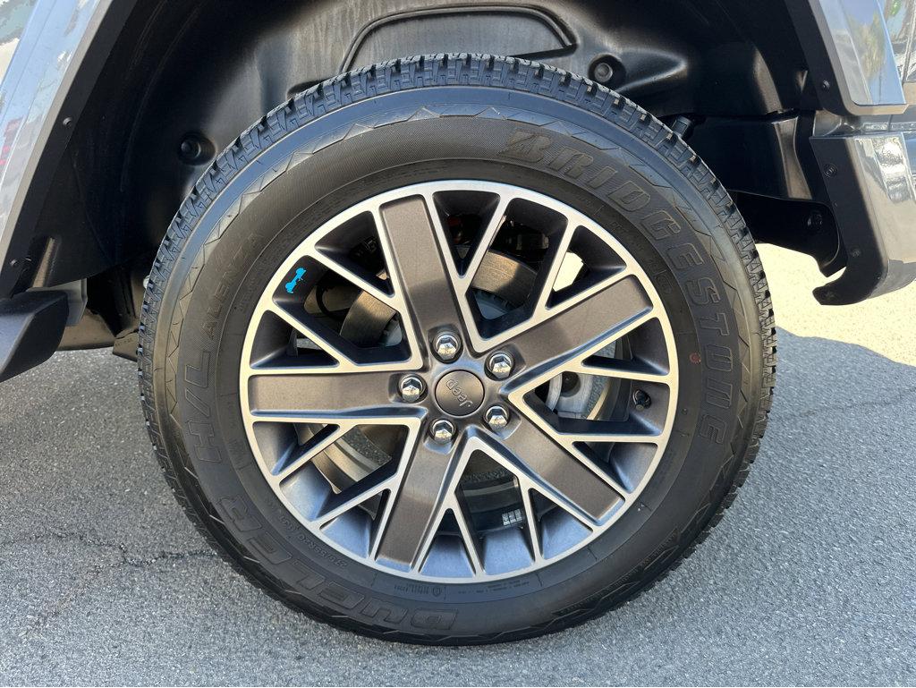 2022 Jeep Wrangler 4xe Unlimited Sahara High Altitude photo 12