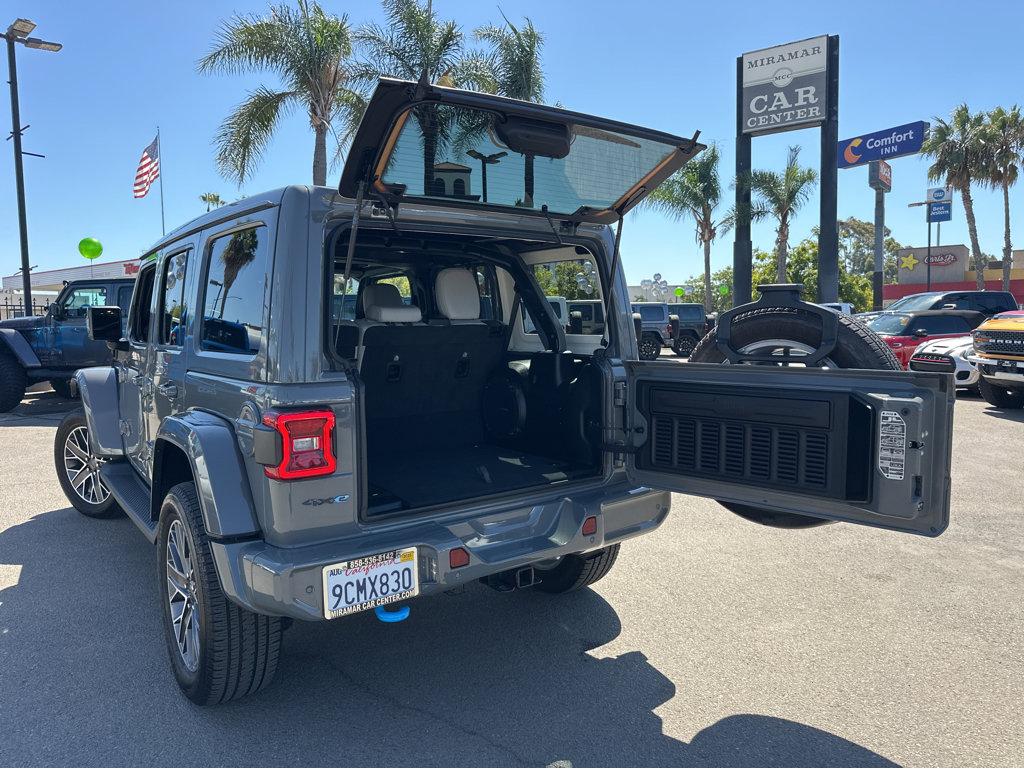 2022 Jeep Wrangler 4xe Unlimited Sahara High Altitude photo 33