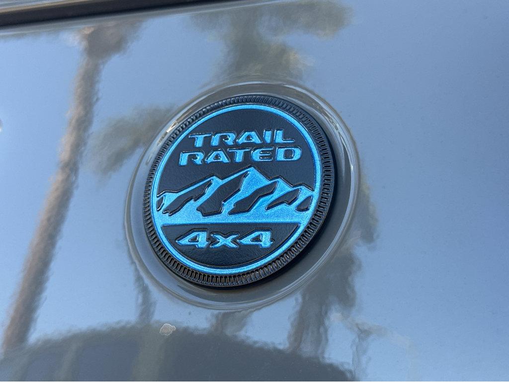 2022 Jeep Wrangler 4xe Unlimited Sahara High Altitude photo 39