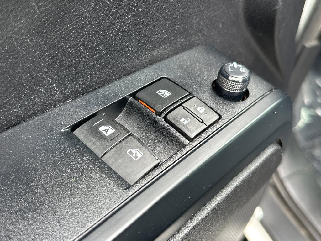 2021 Toyota Tacoma SR photo 32