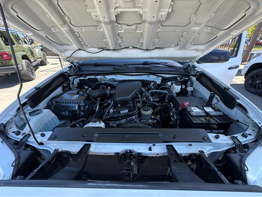 2019 Toyota Tacoma SR photo 38