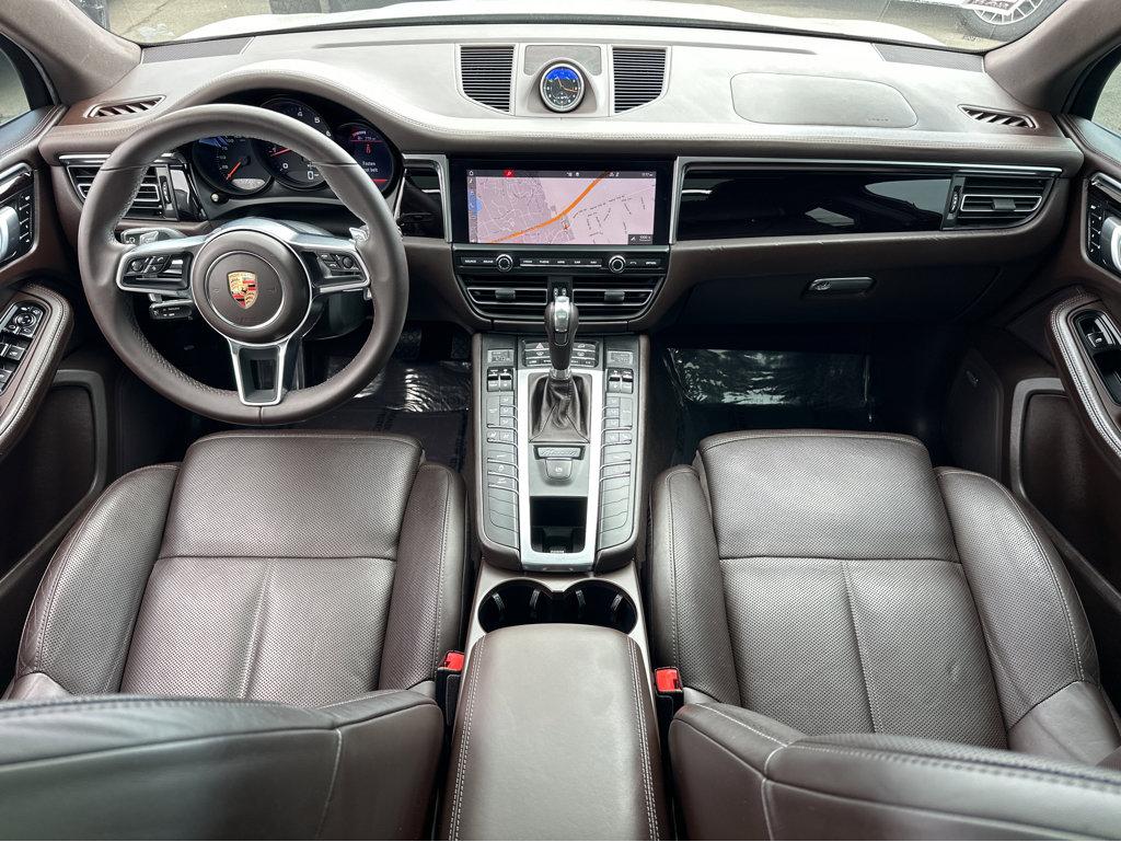 2019 Porsche Macan photo 3