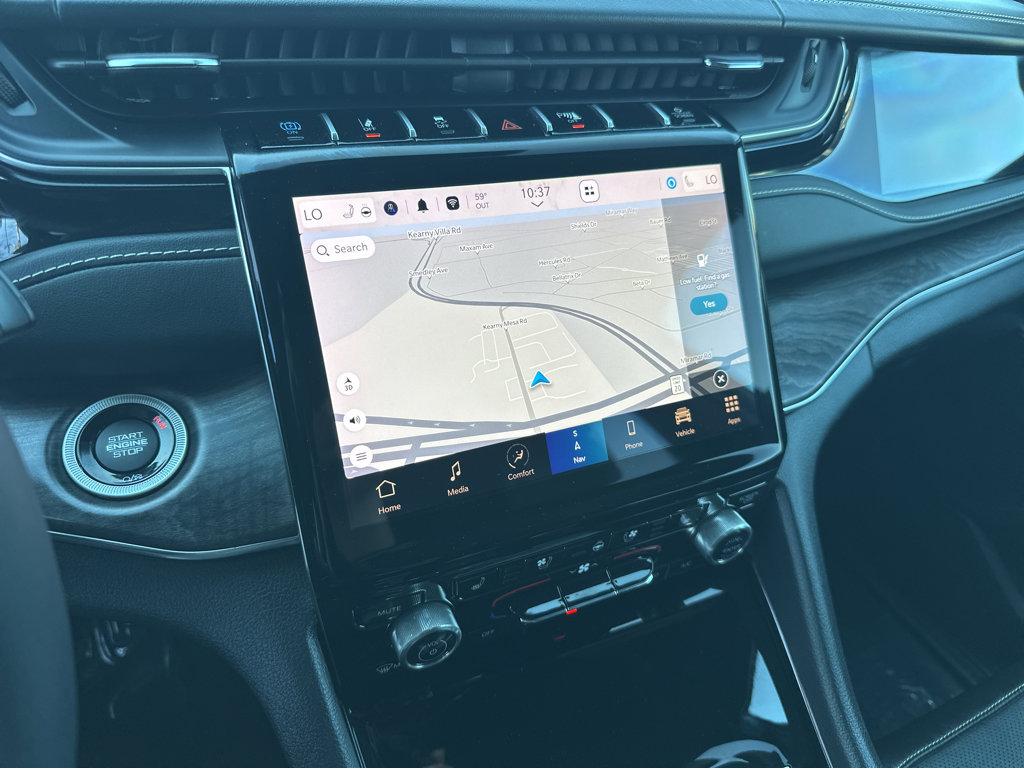 2023 Jeep Cherokee Overland 4xe photo 4