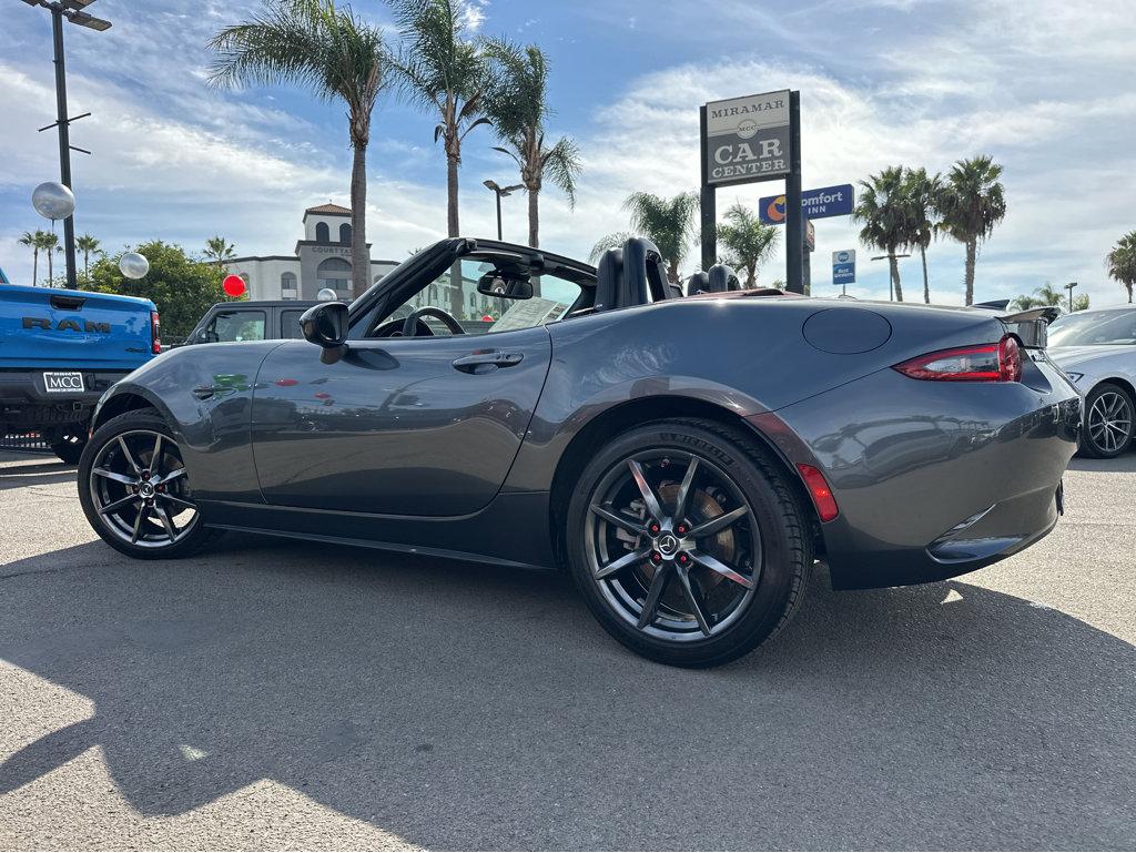 2018 Mazda MX-5 Miata Miata Grand Touring photo 3