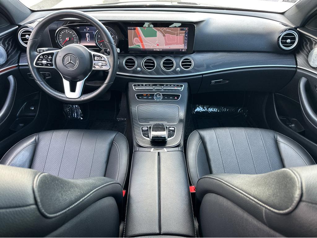 2019 Mercedes Benz E 300 photo 4