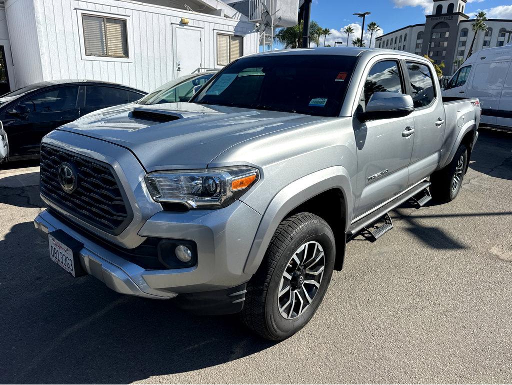 2021 Toyota Tacoma TRD Sport photo 3