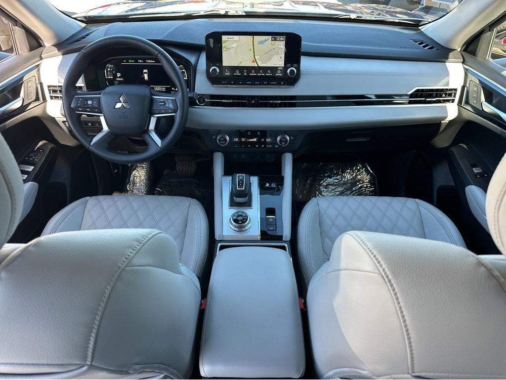 2023 Mitsubishi Outlander PHEV SEL S-AWC photo 2