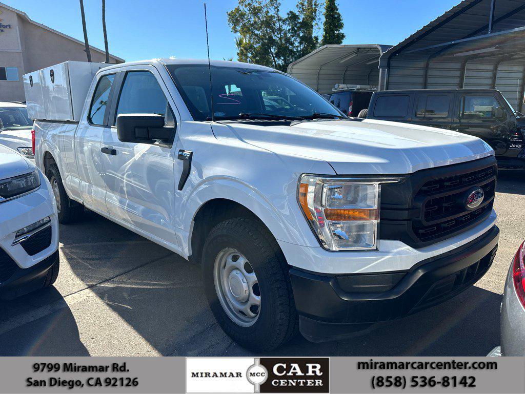 2022 Ford F-150 XL's photo