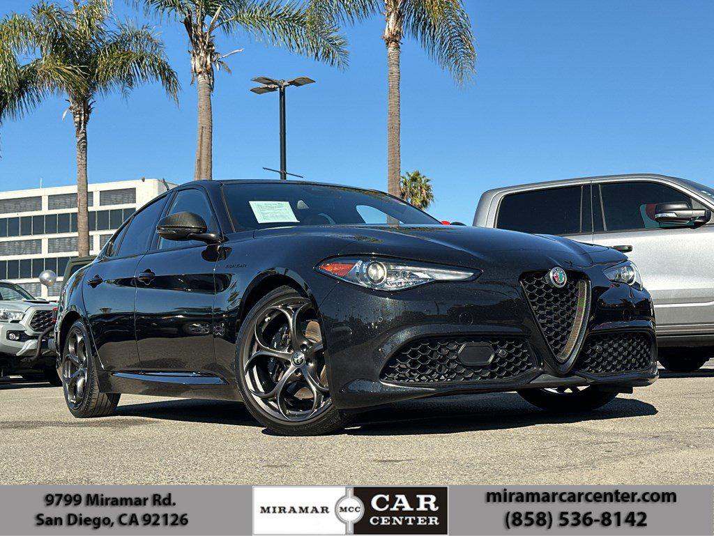 2023 Alfa Romeo Giulia Estrema's photo