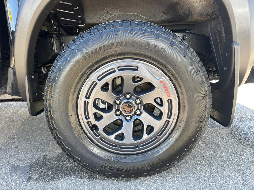 Nissan Frontier photo 14