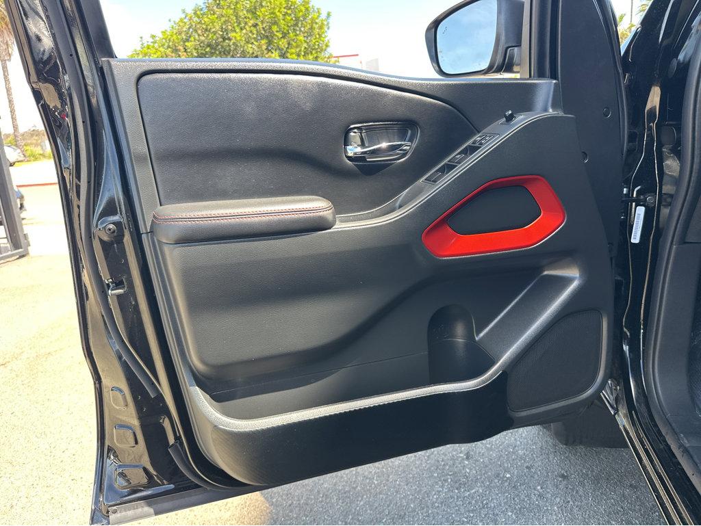 Nissan Frontier photo 15